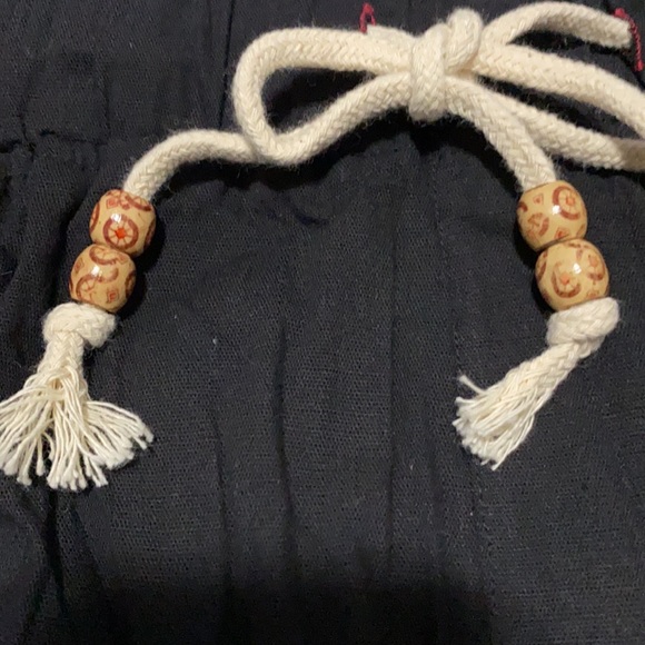 Women’s black cotton/linen shorts, Size XL - Picture 8 of 8